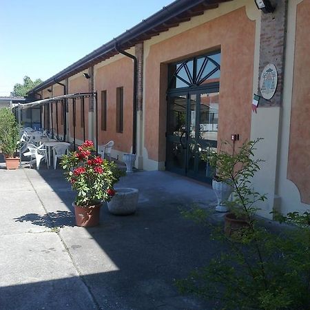 Le Magnolie Agriturismo Verolanuova Zewnętrze zdjęcie